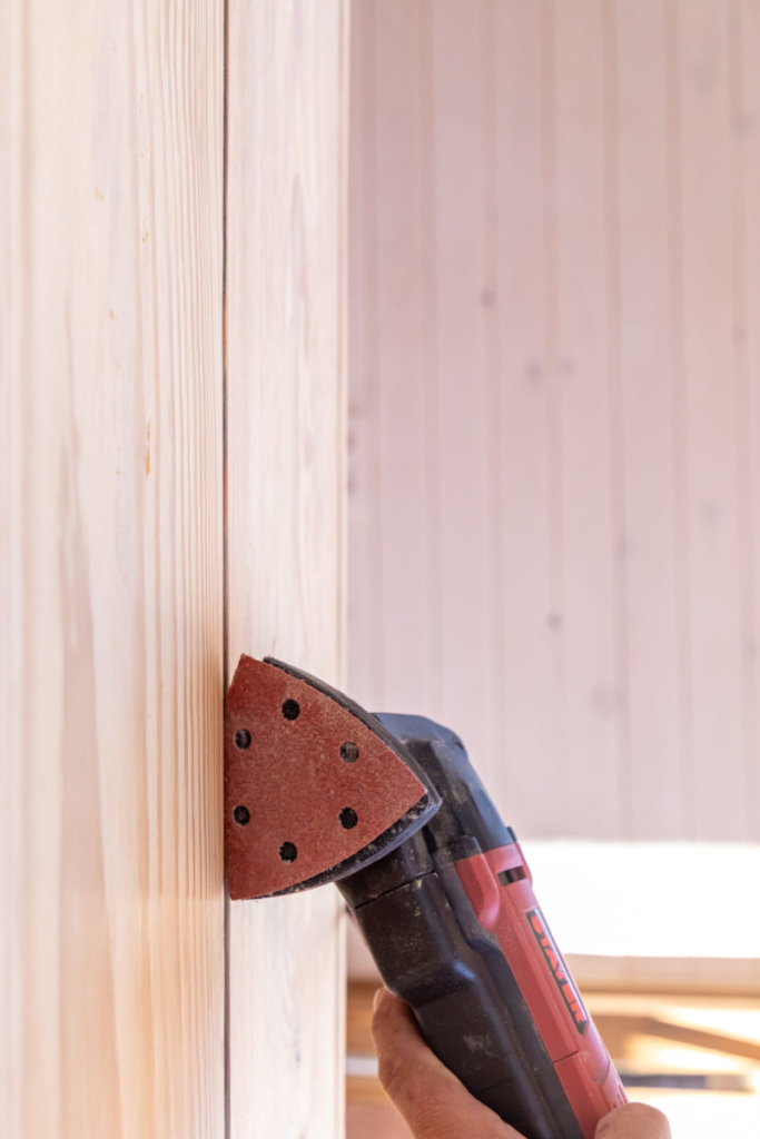 Lijando estructura de madera.