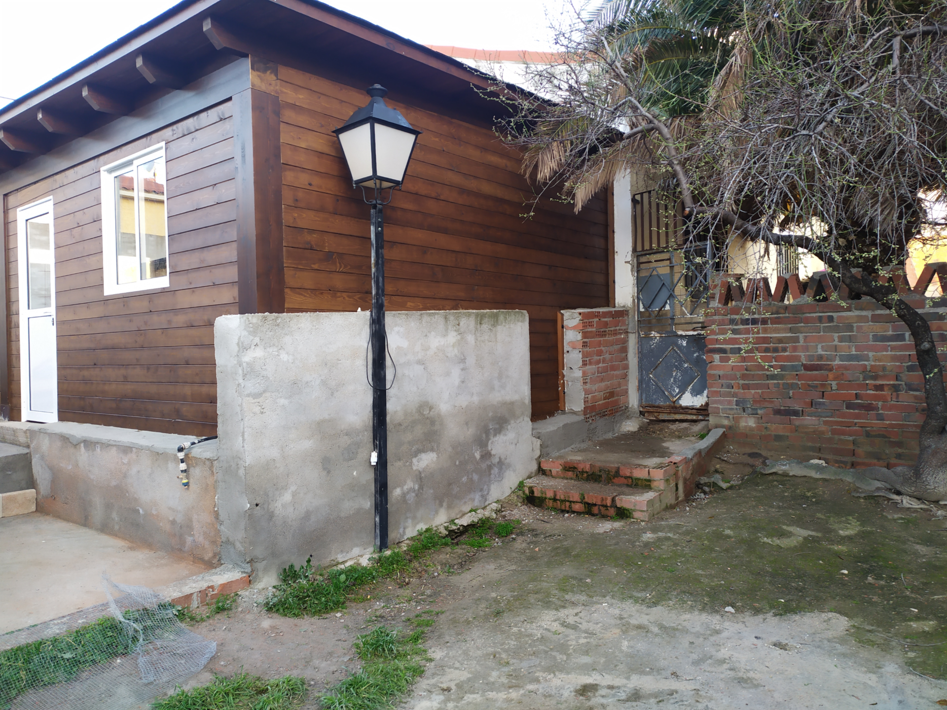 Casa de madera fabricada a medida. Casa de madera fabricada a medida.