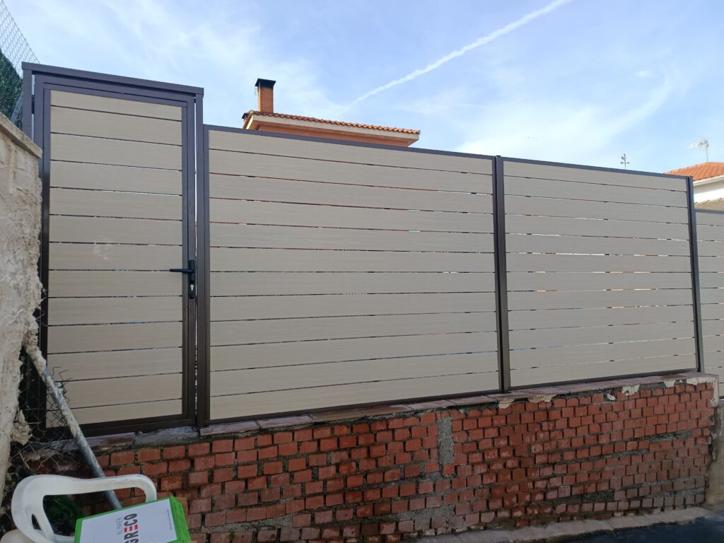 Puerta a medida sin rompoer la estética