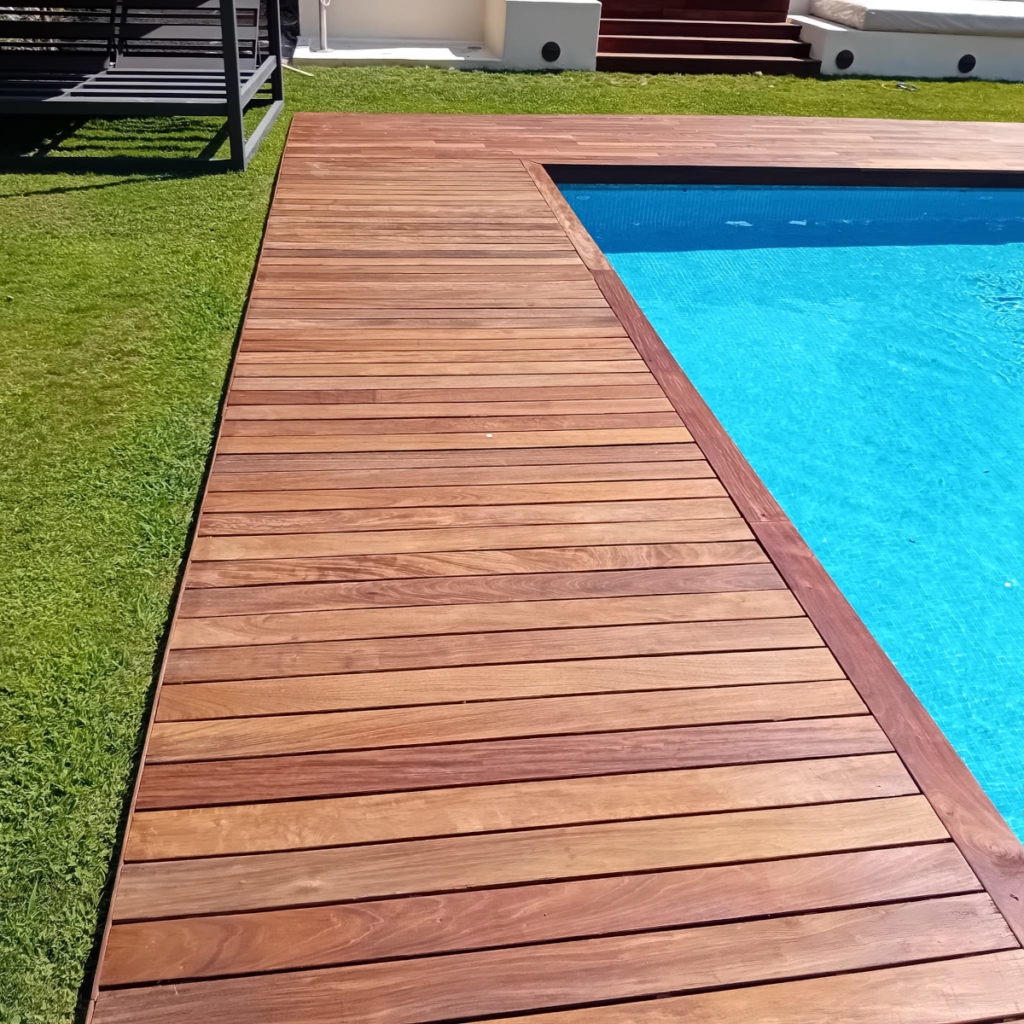 En el texto se ve una tariama de ip en una piscina